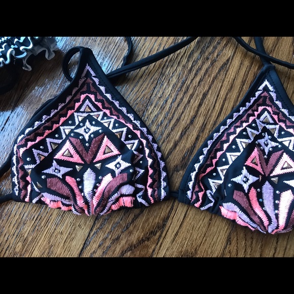Pick Ur fav! Assorted bikini tops XS $5 each - Picture 7 of 8